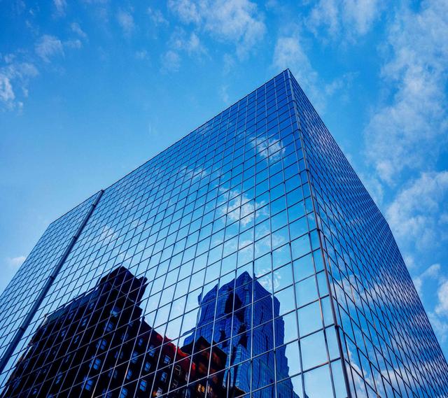 建筑幕墙工程设计中的关键问题与装饰工程一体化策略